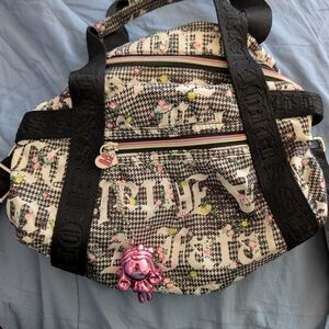 Stylish Black and White Women's Bag